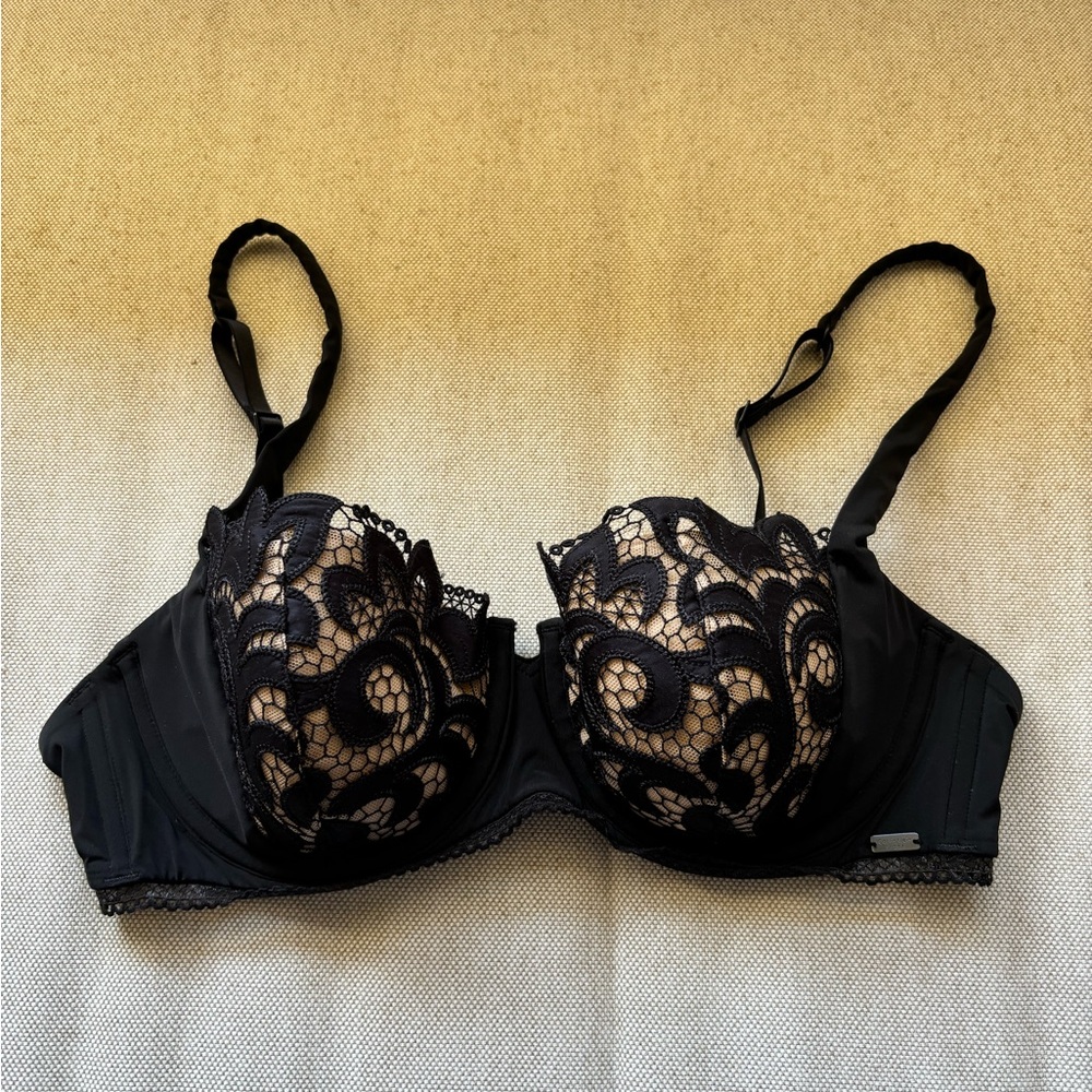 NWOT Calvin Klein Black Label Lace Lingerie Set - Picture 3 of 13